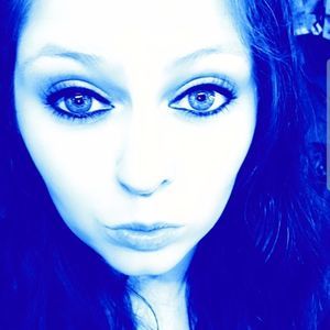 Meet your Posher, Georgia